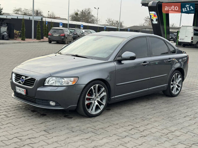Серый Вольво С40, объемом двигателя 1.6 л и пробегом 227 тыс. км за 9699 $, фото 17 на Automoto.ua