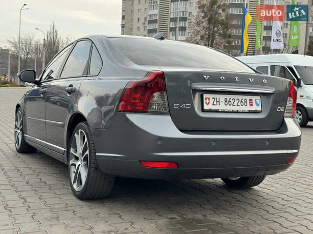 Серый Вольво С40, объемом двигателя 1.6 л и пробегом 227 тыс. км за 9699 $, фото 23 на Automoto.ua