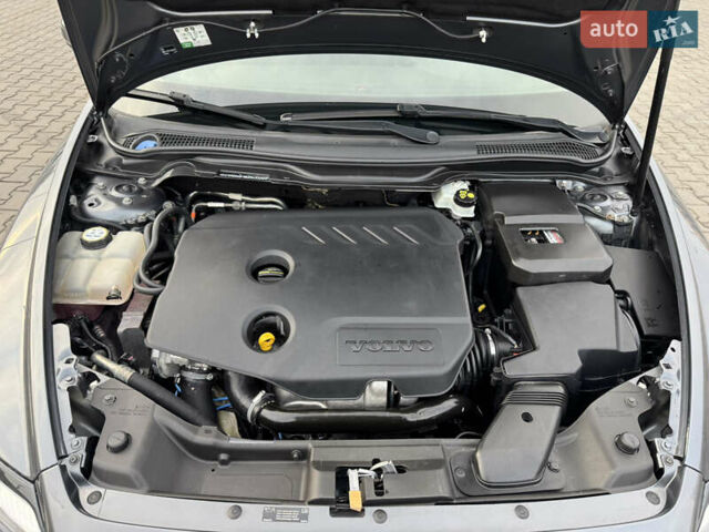 Серый Вольво С40, объемом двигателя 1.6 л и пробегом 227 тыс. км за 9699 $, фото 60 на Automoto.ua