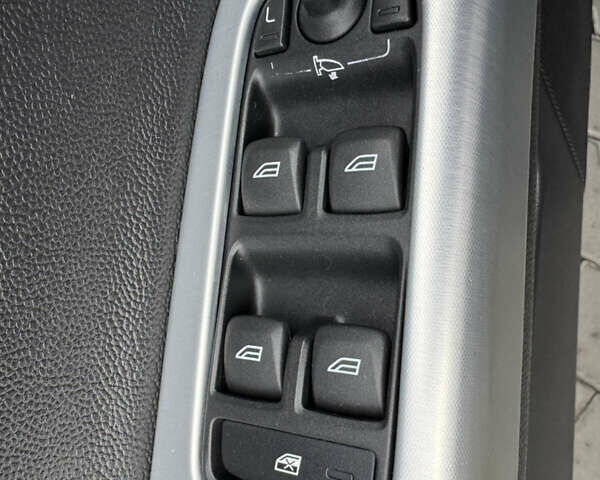 Серый Вольво С40, объемом двигателя 1.6 л и пробегом 227 тыс. км за 9699 $, фото 48 на Automoto.ua