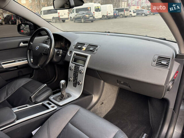 Серый Вольво С40, объемом двигателя 1.6 л и пробегом 227 тыс. км за 9699 $, фото 36 на Automoto.ua