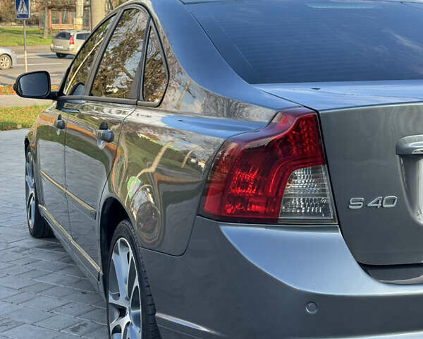 Серый Вольво С40, объемом двигателя 1.6 л и пробегом 227 тыс. км за 9699 $, фото 52 на Automoto.ua