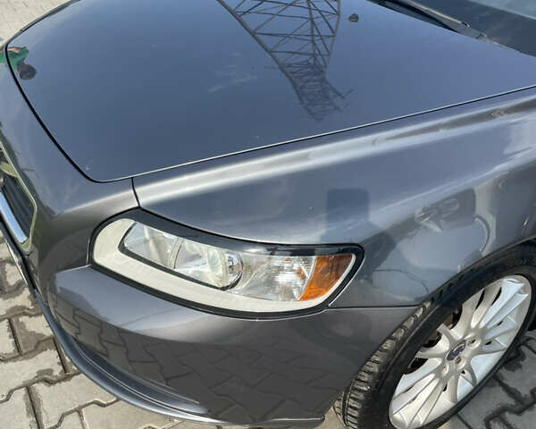 Сірий Вольво S40, об'ємом двигуна 1.56 л та пробігом 198 тис. км за 8500 $, фото 4 на Automoto.ua