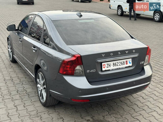 Серый Вольво С40, объемом двигателя 1.6 л и пробегом 227 тыс. км за 9699 $, фото 24 на Automoto.ua