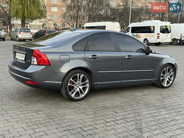 Серый Вольво С40, объемом двигателя 1.6 л и пробегом 227 тыс. км за 9699 $, фото 32 на Automoto.ua