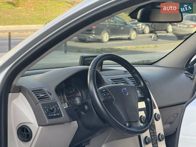Серый Вольво С40, объемом двигателя 1.56 л и пробегом 251 тыс. км за 7999 $, фото 21 на Automoto.ua