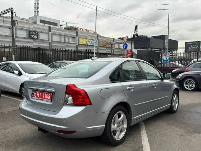 Сірий Вольво S40, об'ємом двигуна 1.6 л та пробігом 245 тис. км за 10200 $, фото 2 на Automoto.ua