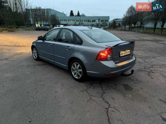 Сірий Вольво S40, об'ємом двигуна 1.6 л та пробігом 261 тис. км за 7999 $, фото 4 на Automoto.ua