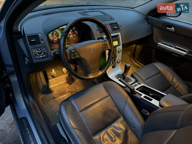 Сірий Вольво S40, об'ємом двигуна 1.6 л та пробігом 261 тис. км за 7999 $, фото 16 на Automoto.ua