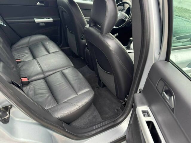 Сірий Вольво S40, об'ємом двигуна 1.6 л та пробігом 245 тис. км за 10200 $, фото 20 на Automoto.ua