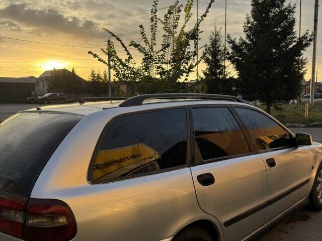 Сірий Вольво S40, об'ємом двигуна 1.9 л та пробігом 340 тис. км за 2598 $, фото 5 на Automoto.ua
