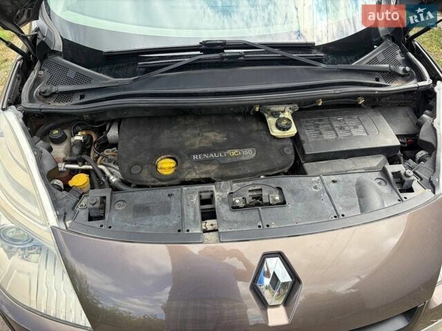 Сірий Вольво S40, об'ємом двигуна 1.9 л та пробігом 340 тис. км за 2608 $, фото 6 на Automoto.ua