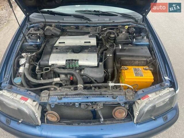 Синий Вольво С40, объемом двигателя 1.95 л и пробегом 480 тыс. км за 2700 $, фото 3 на Automoto.ua