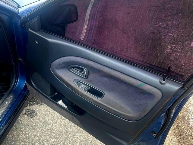 Синий Вольво С40, объемом двигателя 1.9 л и пробегом 480 тыс. км за 2700 $, фото 10 на Automoto.ua