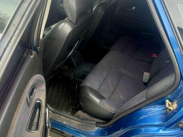 Синий Вольво С40, объемом двигателя 1.9 л и пробегом 480 тыс. км за 2700 $, фото 3 на Automoto.ua