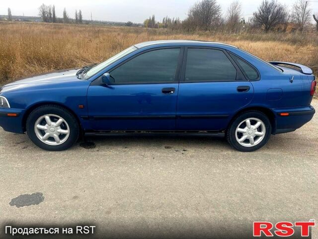 Синий Вольво С40, объемом двигателя 1.9 л и пробегом 480 тыс. км за 2700 $, фото 6 на Automoto.ua