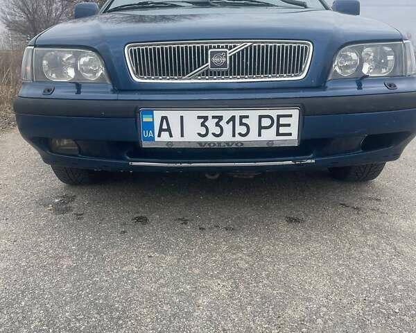 Синий Вольво С40, объемом двигателя 1.95 л и пробегом 480 тыс. км за 2700 $, фото 1 на Automoto.ua