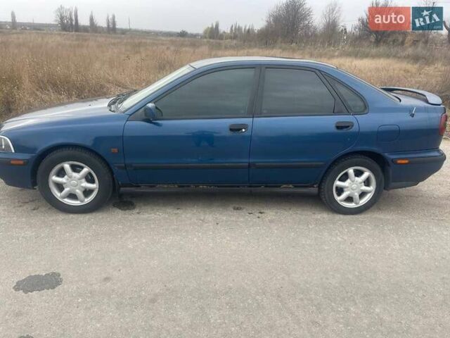 Синий Вольво С40, объемом двигателя 1.95 л и пробегом 480 тыс. км за 2700 $, фото 2 на Automoto.ua