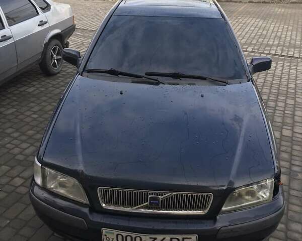 Синий Вольво С40, объемом двигателя 0 л и пробегом 185 тыс. км за 2600 $, фото 2 на Automoto.ua