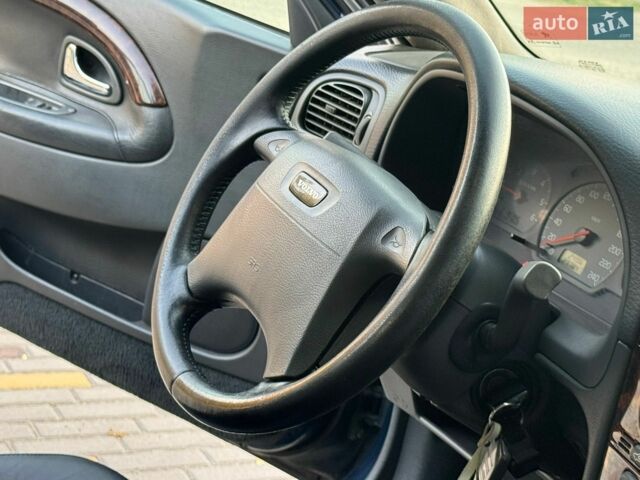 Синій Вольво S40, об'ємом двигуна 1.9 л та пробігом 270 тис. км за 5700 $, фото 22 на Automoto.ua