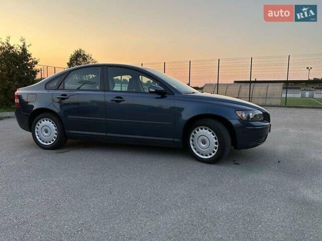 Синій Вольво S40, об'ємом двигуна 1.6 л та пробігом 163 тис. км за 6500 $, фото 2 на Automoto.ua