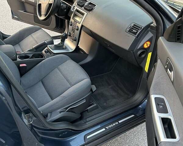Синій Вольво S40, об'ємом двигуна 1.6 л та пробігом 163 тис. км за 6500 $, фото 17 на Automoto.ua