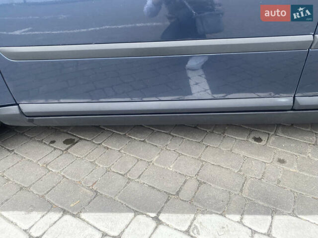 Синій Вольво S40, об'ємом двигуна 2.4 л та пробігом 210 тис. км за 7500 $, фото 19 на Automoto.ua