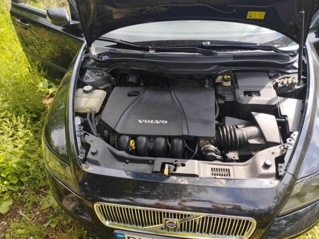 Вольво С40 2005 в Николаеве на Automoto.ua Синий Вольво С40, объемом двигателя 1.7 л и пробегом 154 тыс. км за 5000 $, фото 18 на Automoto.ua