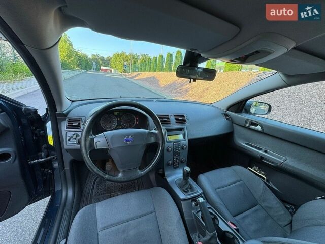 Синий Вольво С40, объемом двигателя 1.6 л и пробегом 270 тыс. км за 4900 $, фото 19 на Automoto.ua