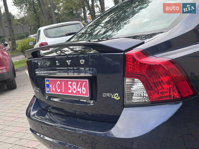 Синий Вольво С40, объемом двигателя 1.6 л и пробегом 228 тыс. км за 9250 $, фото 73 на Automoto.ua