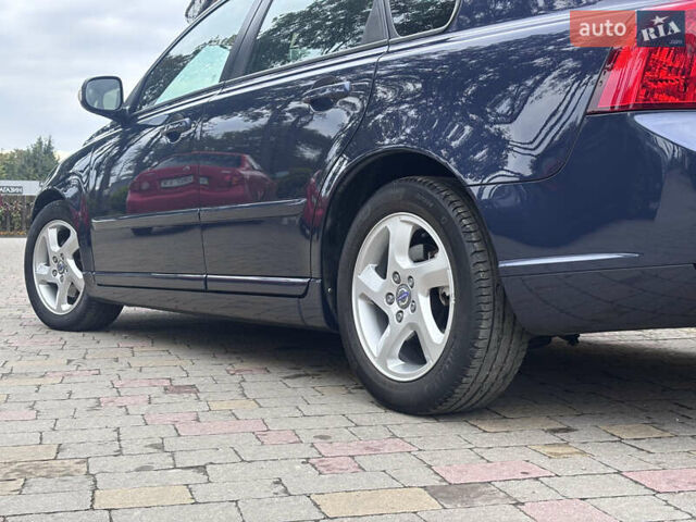 Синий Вольво С40, объемом двигателя 1.6 л и пробегом 228 тыс. км за 9250 $, фото 60 на Automoto.ua