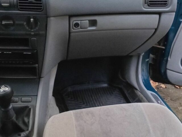 Вольво S40 1996 у Арбузинке на Automoto.ua Зелений Вольво S40, об'ємом двигуна 0 л та пробігом 294 тис. км за 432 $, фото 7 на Automoto.ua