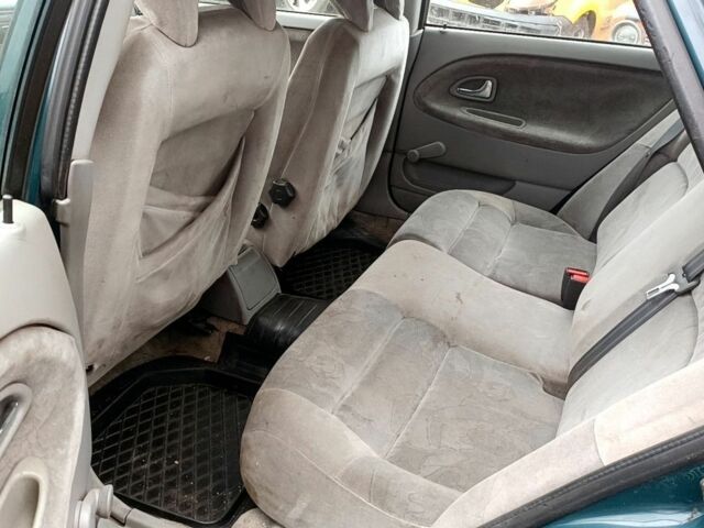 Зеленый Вольво С40, объемом двигателя 1.8 л и пробегом 250 тыс. км за 1700 $, фото 5 на Automoto.ua