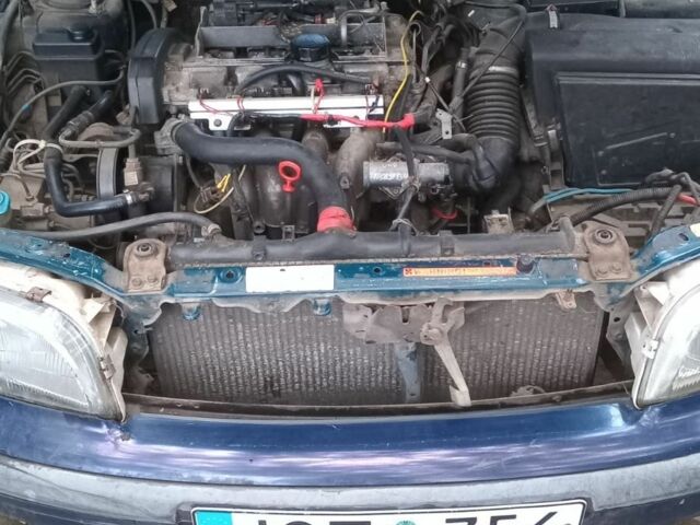 Вольво S40 1996 у Арбузинке на Automoto.ua Зелений Вольво S40, об'ємом двигуна 0 л та пробігом 294 тис. км за 432 $, фото 1 на Automoto.ua