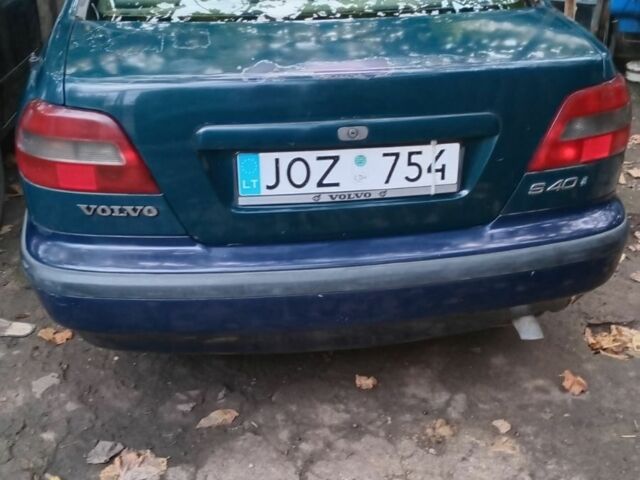 Вольво S40 1996 у Арбузинке на Automoto.ua Зелений Вольво S40, об'ємом двигуна 0 л та пробігом 294 тис. км за 432 $, фото 3 на Automoto.ua