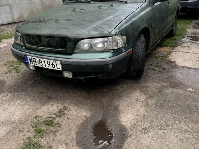 Зеленый Вольво С40, объемом двигателя 2 л и пробегом 333 тыс. км за 1200 $, фото 4 на Automoto.ua