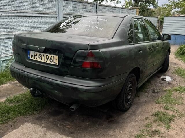 Зеленый Вольво С40, объемом двигателя 2 л и пробегом 333 тыс. км за 1200 $, фото 2 на Automoto.ua