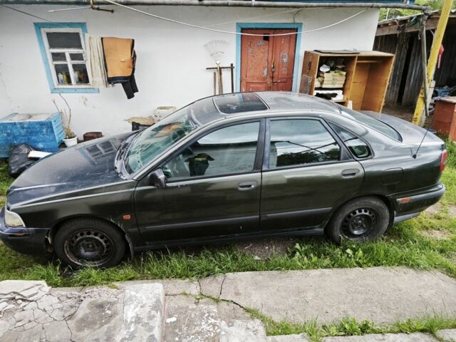 Зелений Вольво S40, об'ємом двигуна 1.9 л та пробігом 470 тис. км за 1700 $, фото 2 на Automoto.ua