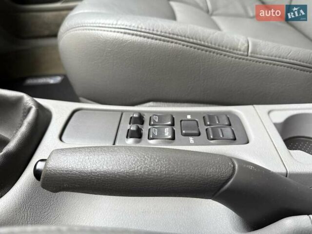 Вольво С40 2000 в Львове на Automoto.ua Зеленый Вольво С40, объемом двигателя 1.8 л и пробегом 54 тыс. км за 7900 $, фото 25 на Automoto.ua