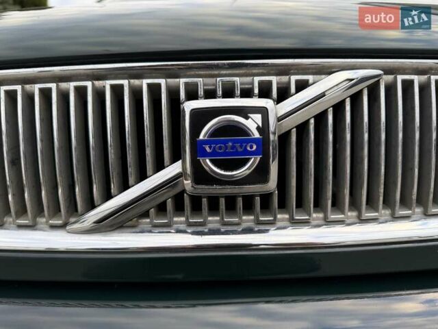 Вольво С40 2000 в Львове на Automoto.ua Зеленый Вольво С40, объемом двигателя 1.8 л и пробегом 54 тыс. км за 7900 $, фото 17 на Automoto.ua