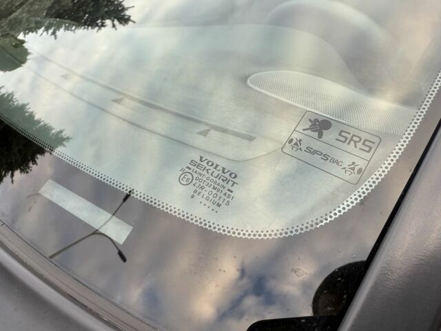 Зеленый Вольво С40, объемом двигателя 1.8 л и пробегом 54 тыс. км за 6500 $, фото 7 на Automoto.ua