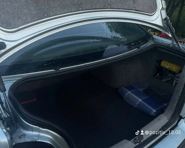 Зелений Вольво S40, об'ємом двигуна 1.8 л та пробігом 210 тис. км за 2125 $, фото 13 на Automoto.ua