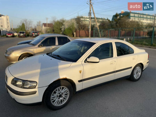 Білий Вольво С60, об'ємом двигуна 2.44 л та пробігом 376 тис. км за 3199 $, фото 16 на Automoto.ua
