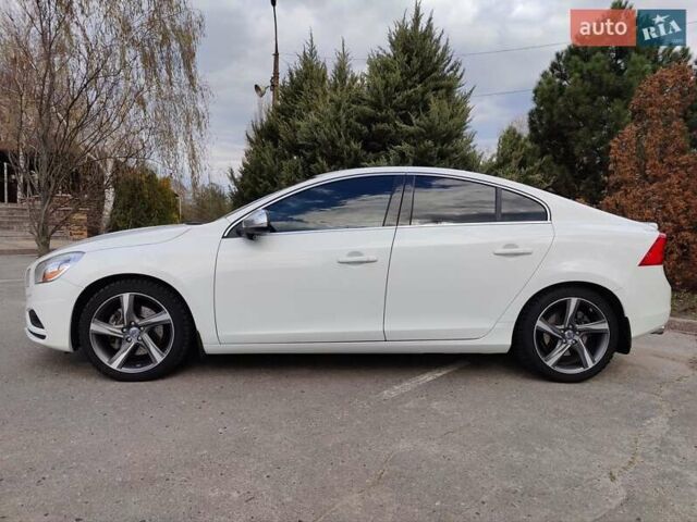 Белый Вольво С60, объемом двигателя 2.95 л и пробегом 61 тыс. км за 15200 $, фото 21 на Automoto.ua