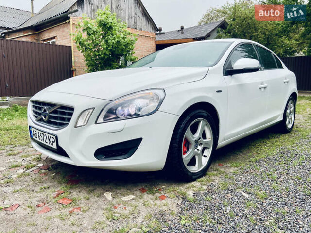 Білий Вольво С60, об'ємом двигуна 1.6 л та пробігом 194 тис. км за 7000 $, фото 22 на Automoto.ua