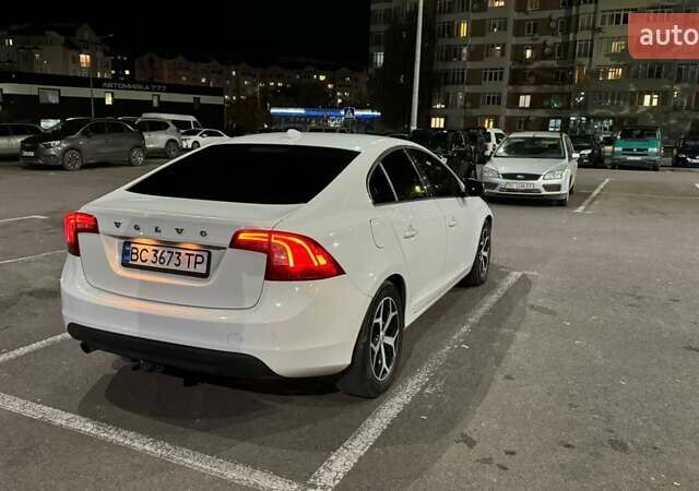 Белый Вольво С60, объемом двигателя 2 л и пробегом 351 тыс. км за 8500 $, фото 11 на Automoto.ua