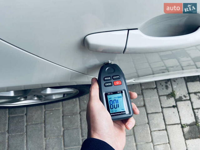 Білий Вольво С60, об'ємом двигуна 1.6 л та пробігом 194 тис. км за 7000 $, фото 65 на Automoto.ua