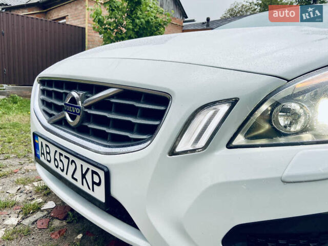Білий Вольво С60, об'ємом двигуна 1.6 л та пробігом 194 тис. км за 7000 $, фото 31 на Automoto.ua