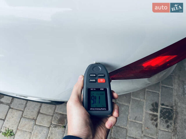 Білий Вольво С60, об'ємом двигуна 1.6 л та пробігом 194 тис. км за 7000 $, фото 71 на Automoto.ua