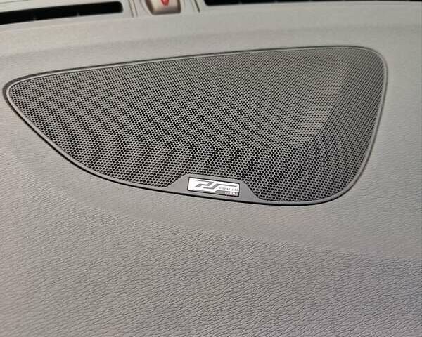 Белый Вольво С60, объемом двигателя 2.95 л и пробегом 61 тыс. км за 15200 $, фото 22 на Automoto.ua